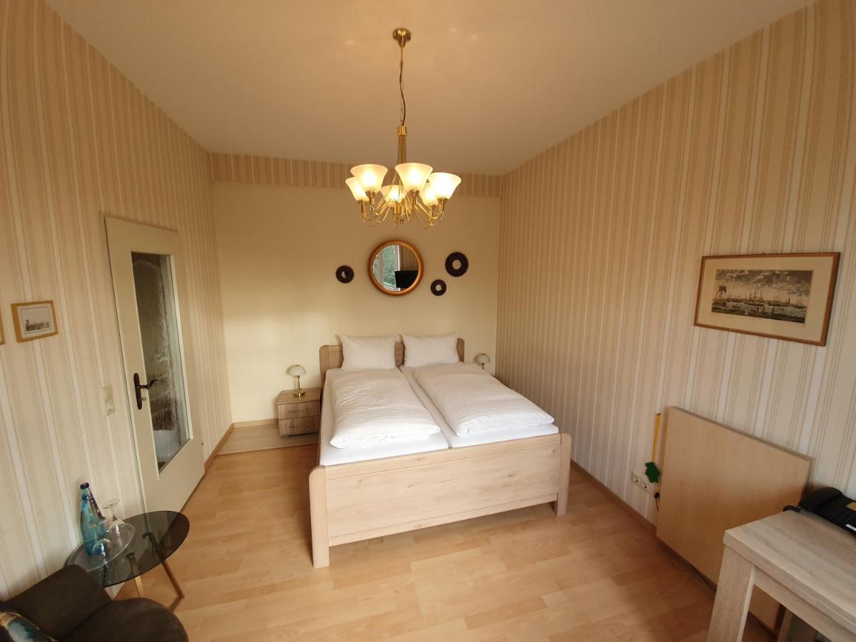 Hotel Sophien-Cafe Лер Екстер'єр фото